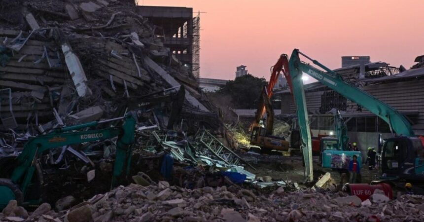 Terremoto en Birmania deja al menos 1.700 muertos: rescates continúan y hay más de 3.400 heridos