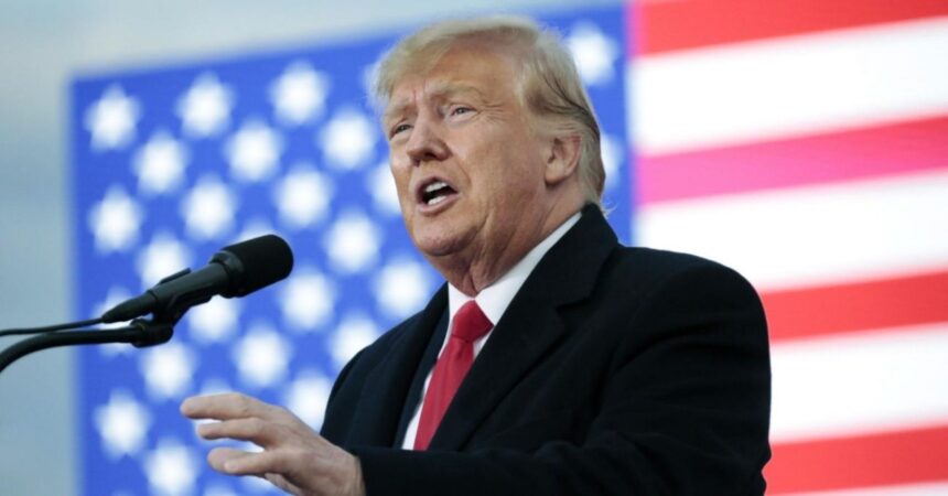 Donald Trump Insiste en la Posibilidad de un Tercer Mandato Presidencial: "No Bromeo"