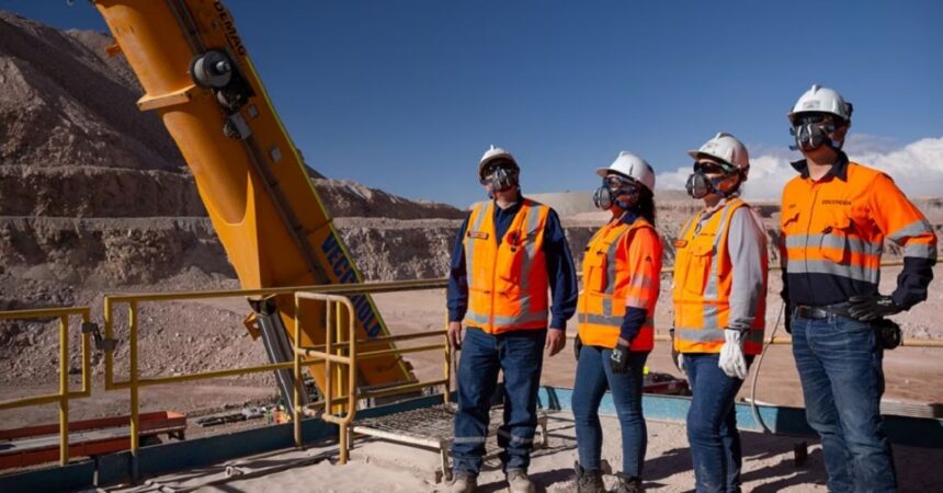 Ofertas laborales en BHP: revisa los cargos disponibles en Escondida y Spence entre el 31 de marzo y el 7 de abril