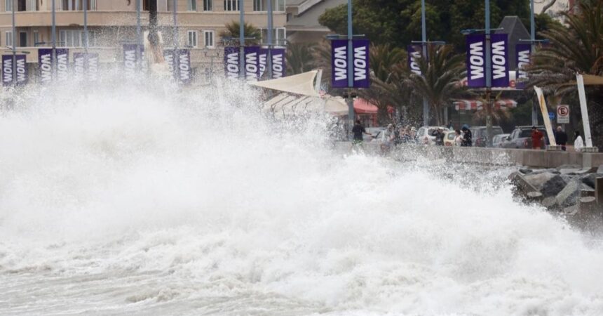 Marejadas en Chile: zonas afectadas y horarios de mayor intensidad entre el 8 y 11 de abril