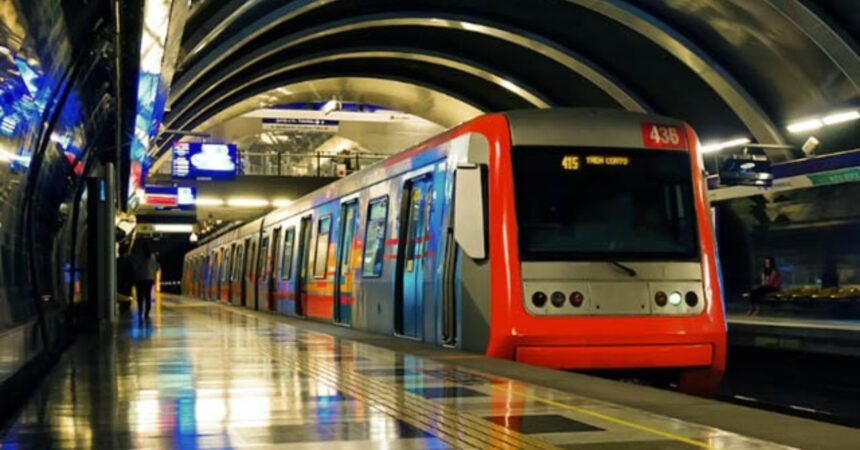 Metro de Santiago lanza "Metro Pago": prepago para transporte y compras