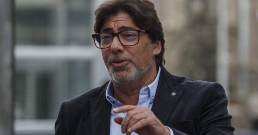 Daniel Jadue será candidato a diputado por el Distrito 9