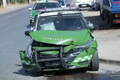 Detenidos tras persecución y choque con auto robado en la RM