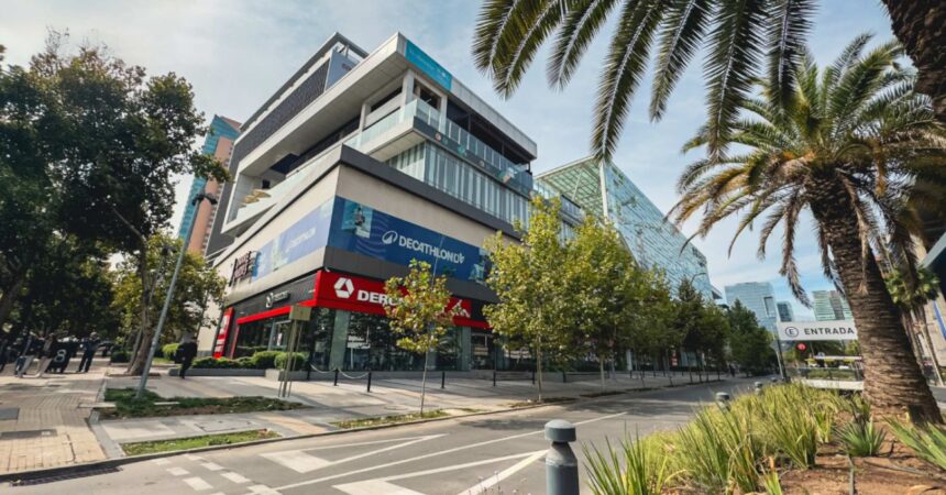 Parque Arauco adquiere Open Plaza Kennedy por US$173 millones