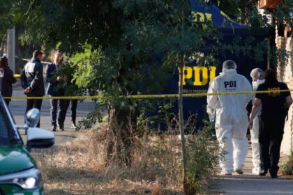 Violento tiroteo en Colina deja dos muertos y un herido grave