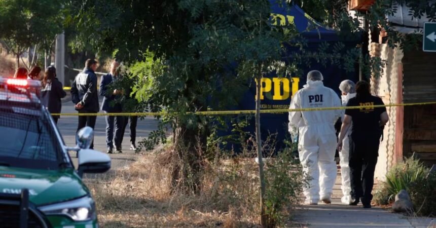 Violento tiroteo en Colina deja dos muertos y un herido grave