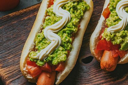 Día Internacional del Hot Dog: Ofertas y Sabor en Chile