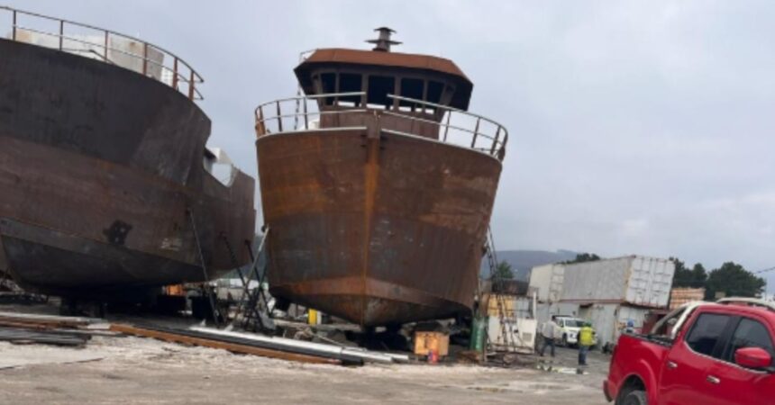 Explosión en astillero de Coronel deja trabajadores en estado grave