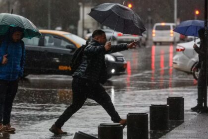 Regresan las lluvias a Santiago con posibles nevadas en la cordillera