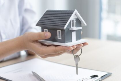 Subasta de propiedades en línea: oportunidad para adquirir una vivienda
