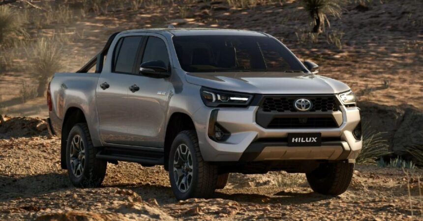 Los autos más buscados en Chile: Toyota Hilux lidera preferencias