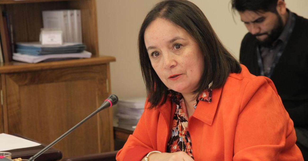 Renuncia de senadora al Partido Republicano marca quiebre en proyecto político