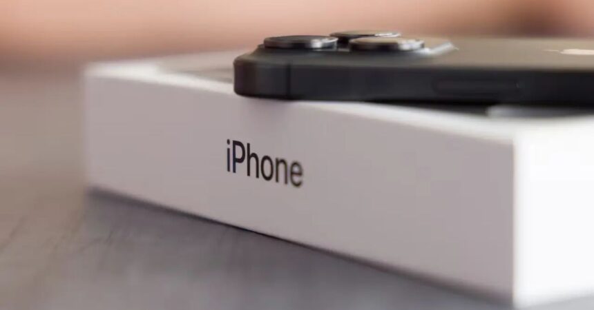 Apple traslada 600 toneladas de iPhones desde China a India para esquivar aranceles de Trump