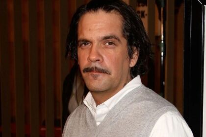 Muere Nicky Katt a los 54 años: actor de “Batman” y “Friends” inició su carrera en “Gremlins”