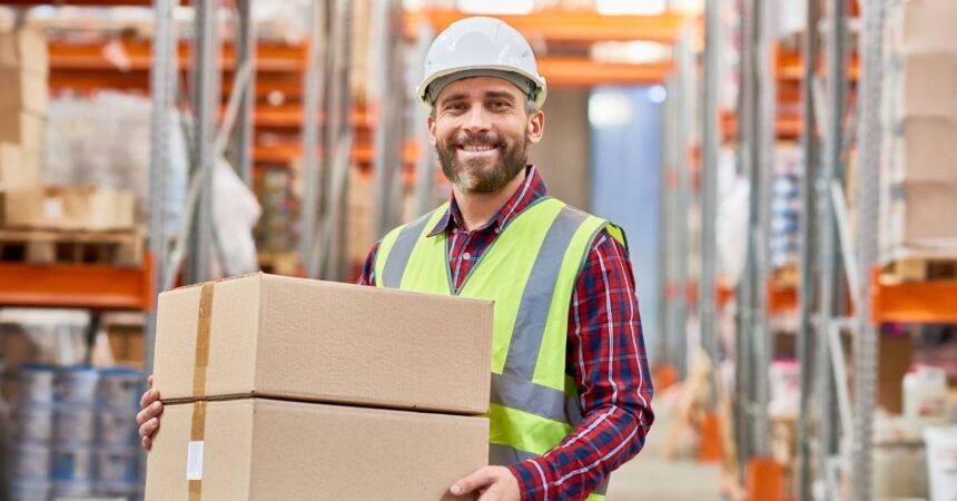 Sueldos llegan hasta $2.500.000: empresas publican más de 2.800 trabajos para la RM y regiones