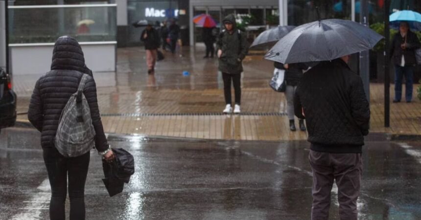 ¿Dónde lloverá este jueves 3 de abril? Revisa las zonas con pronóstico de precipitaciones según la DMC