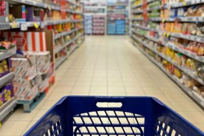 ¿Abrirán los supermercados en Semana Santa 2025? Esto se sabe hasta ahora