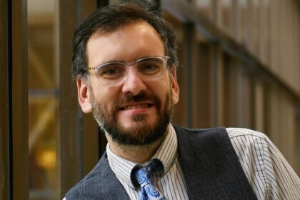 Tomás De Rementería asume como nuevo senador tras salida de Isabel Allende