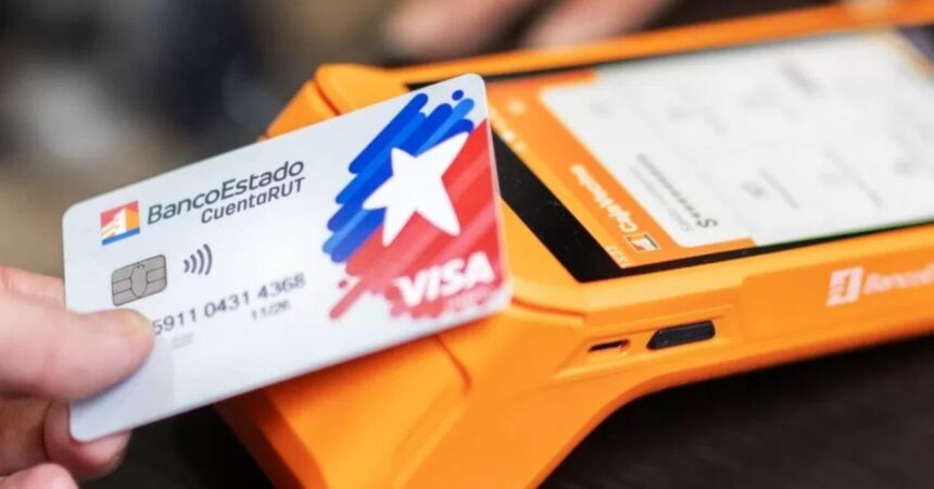 Alianza entre BancoEstado y aseguradora entrega gift card de $80 mil: ¿Cómo obtenerla?