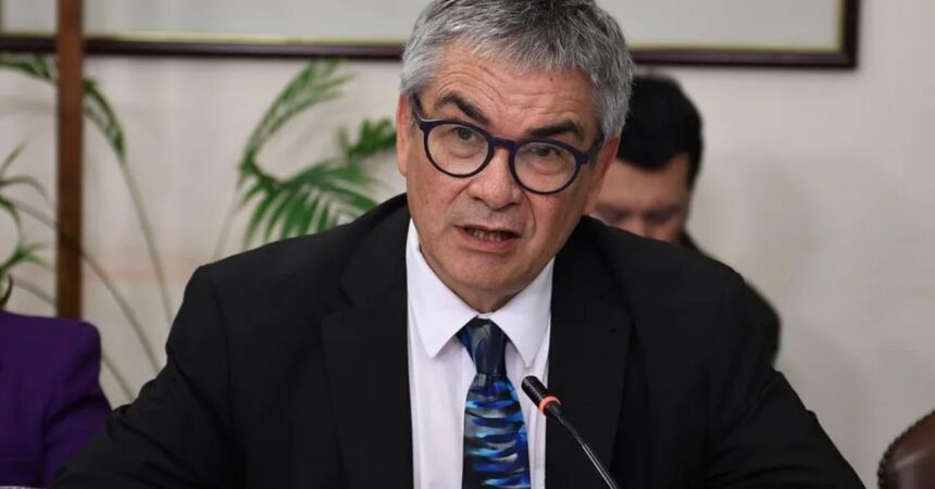 Gobierno congela sin plazo la reforma al impuesto a la renta general