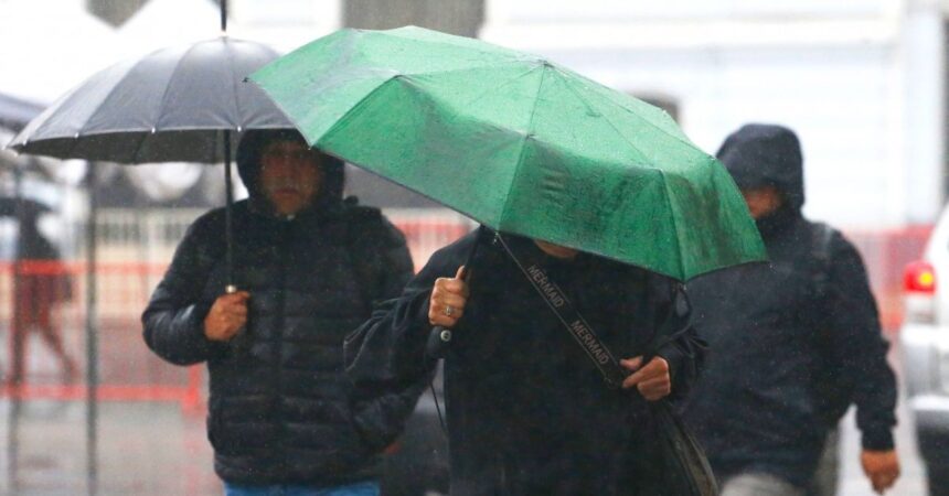 Pronóstico para este miércoles: lluvias en cinco regiones y vientos de hasta 60 km/h