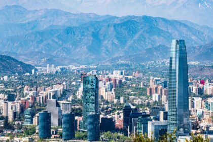 FMI ajusta a la baja el crecimiento de Chile y el mundo por escalada arancelaria