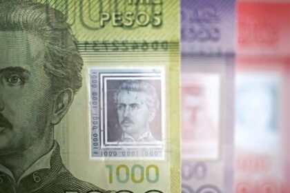Bonos para escolares: ¿Qué aportes pueden recibir estudiantes de básica y media en Chile?