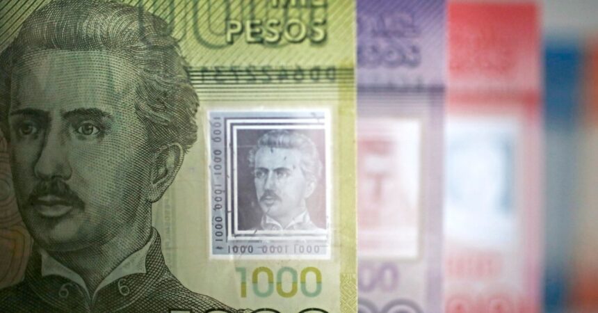 Bonos para escolares: ¿Qué aportes pueden recibir estudiantes de básica y media en Chile?