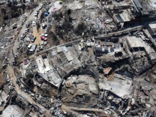Megaincendio en Valparaíso: asciende a 138 el número de víctimas fatales