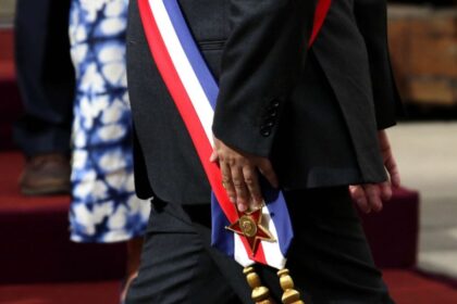 Avanza proyecto de ley que prohíbe consumo de drogas a autoridades y candidatos en Chile