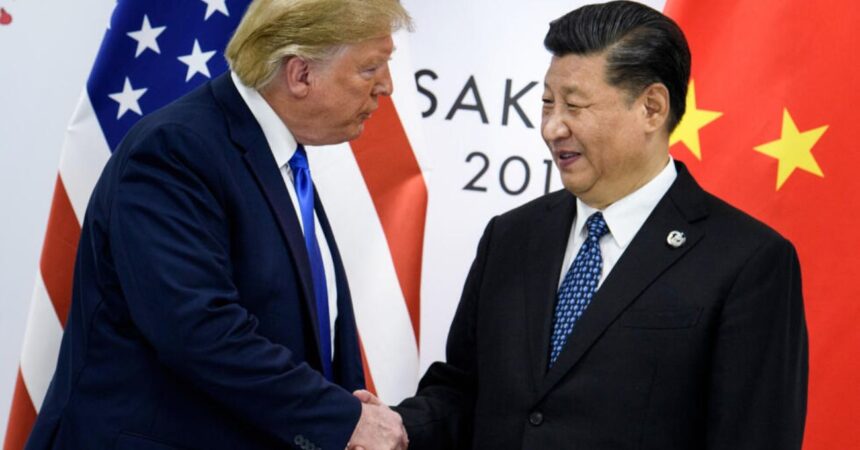 China desmiente a Trump: "No hay negociaciones comerciales en curso con Estados Unidos"