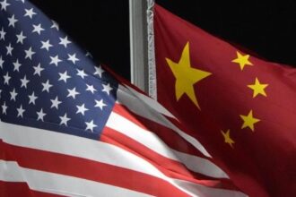 China desmiente negociaciones con Estados Unidos sobre aranceles y acusa a Trump de "confundir a la opinión pública"