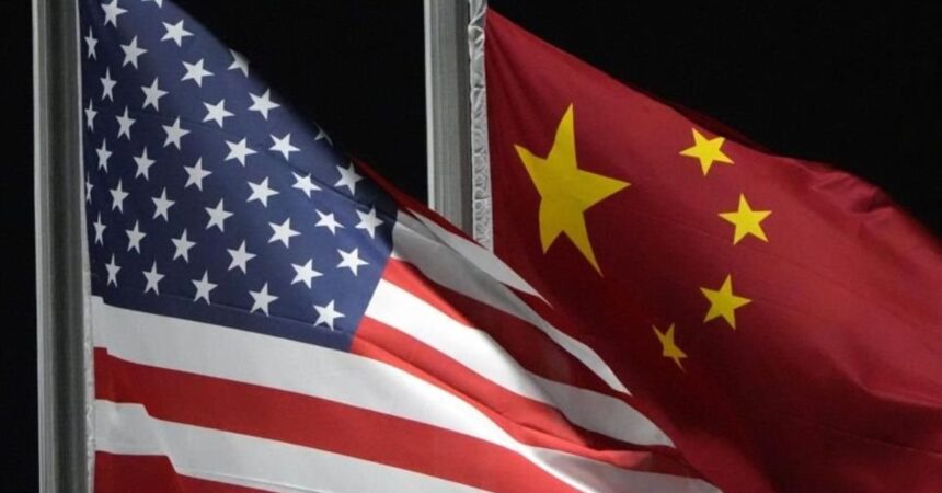 China desmiente negociaciones con Estados Unidos sobre aranceles y acusa a Trump de "confundir a la opinión pública"