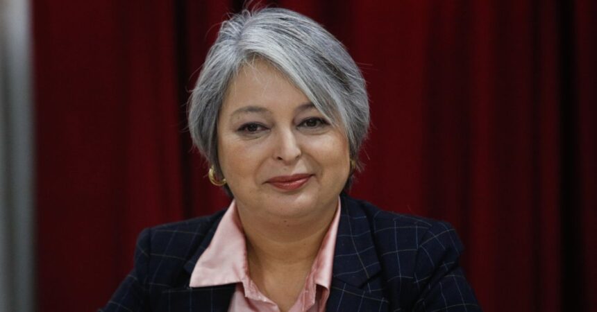 Jeannette Jara evalúa su continuidad en el Partido Comunista si gana las primarias