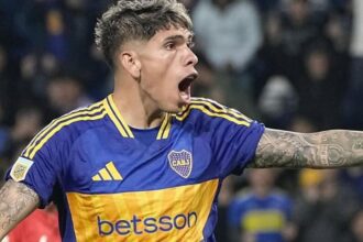 Carlos Palacios recibe duras críticas tras el Superclásico y suma una nueva polémica