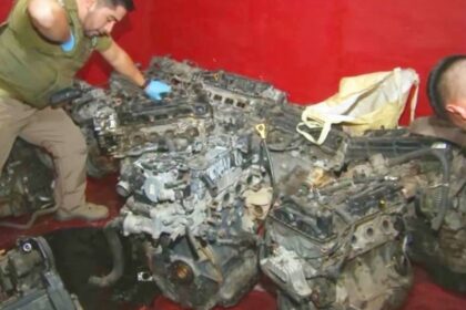 Encuentran 40 patentes falsificadas y 30 motores en vivienda de San Bernardo durante búsqueda de camioneta robada