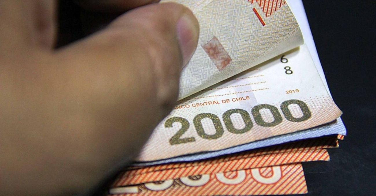 ¿Cuándo el sueldo mínimo llegaría al millón de pesos? Esta es la propuesta de la CUT