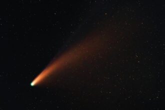 Cometa SWAN será visible desde Chile: conoce cuándo y cómo observarlo