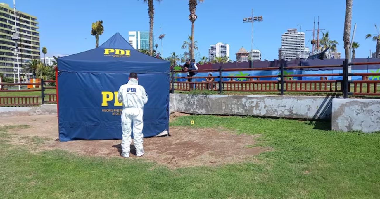 Iquique: hallan cuerpo con más de 50 heridas cortopunzantes en Playa Cavancha
