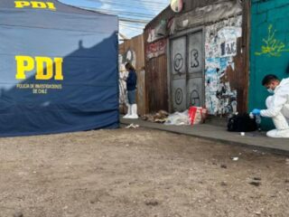 Mujer en situación de calle es asesinada en Iquique: PDI investiga homicidio con arma blanca