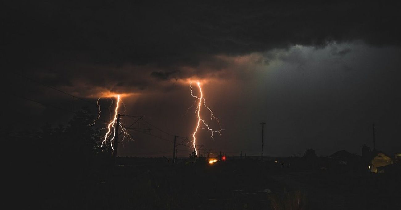 Anuncian probables tormentas eléctricas para la RM y otras cinco regiones este 7 y 8 de mayo