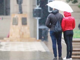 Jaime Leyton pronostica lluvias más intensas de lo previsto para Santiago este miércoles y jueves