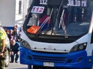 Adulta mayor muere tras ser atropellada por microbús en pleno centro de Antofagasta