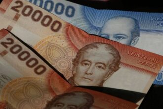 Sueldo mínimo subirá a $539.000 en enero de 2026: revisa el detalle del acuerdo entre el Gobierno y la CUT