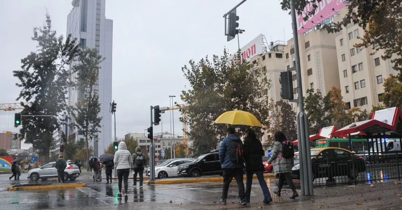 Pronóstico del tiempo para el lunes 12 de mayo: ¿Lloverá en Santiago y otras regiones?