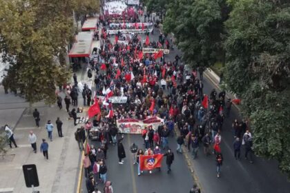 Cortes de tránsito en Santiago por marcha del Día del Trabajador