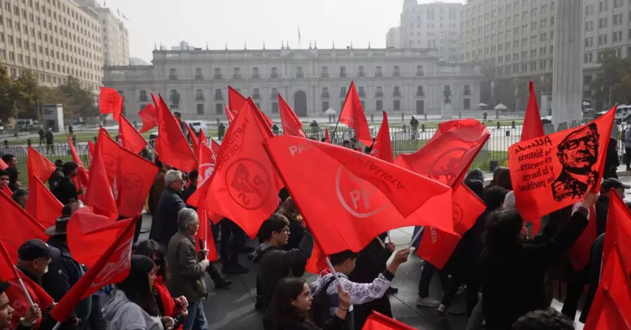 Disturbios durante marcha del Día del Trabajo en Santiago