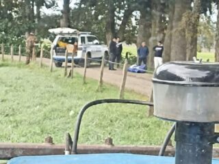 Hallan cadáver de hombre en predio agrícola tras accidente fatal