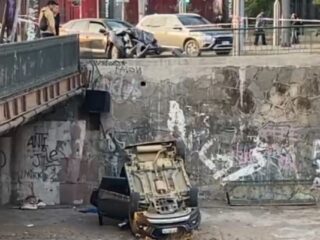 Rescate exitoso: Bomberos salvan a ocupantes de vehículo en río Mapocho