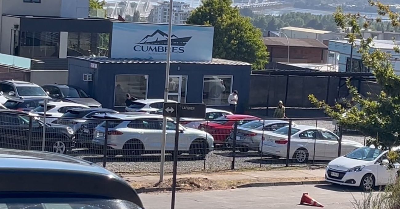Dueño de automotora Cumbres enfrenta denuncias por estafa en Miami